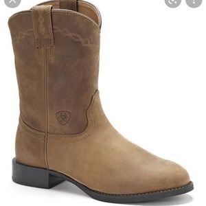 Men's ariat roper